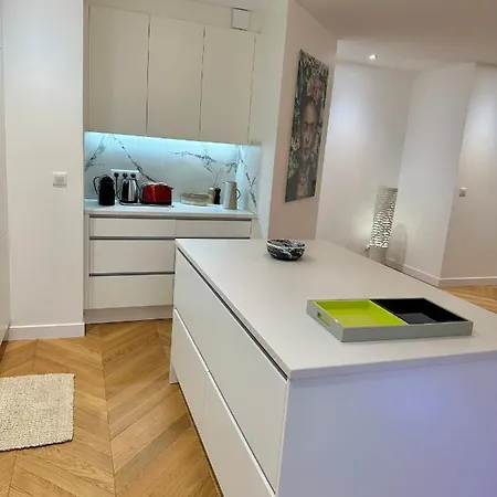 Jaures Appartement Design Avec Parking Au Coeur De Reims Apartman *